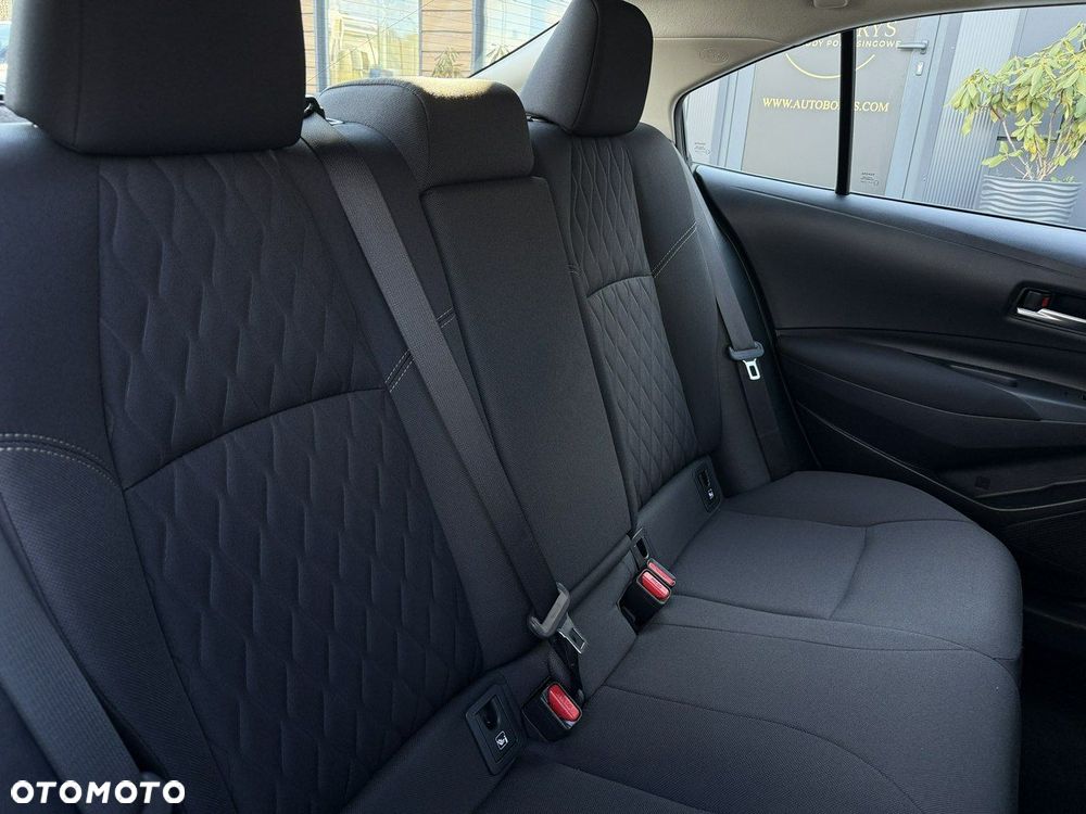 Toyota Corolla 1.5 Comfort - 33