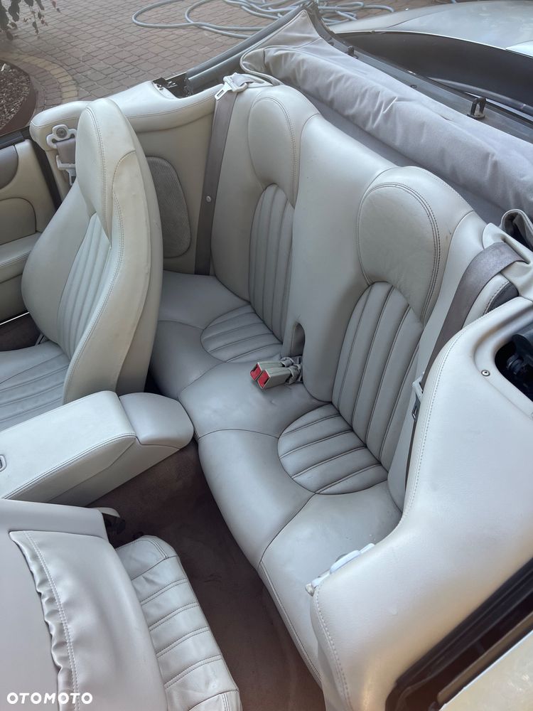 Jaguar XK8 4.0 - 16