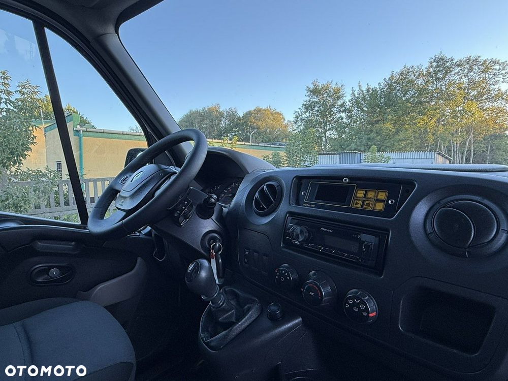 Renault Master - 10