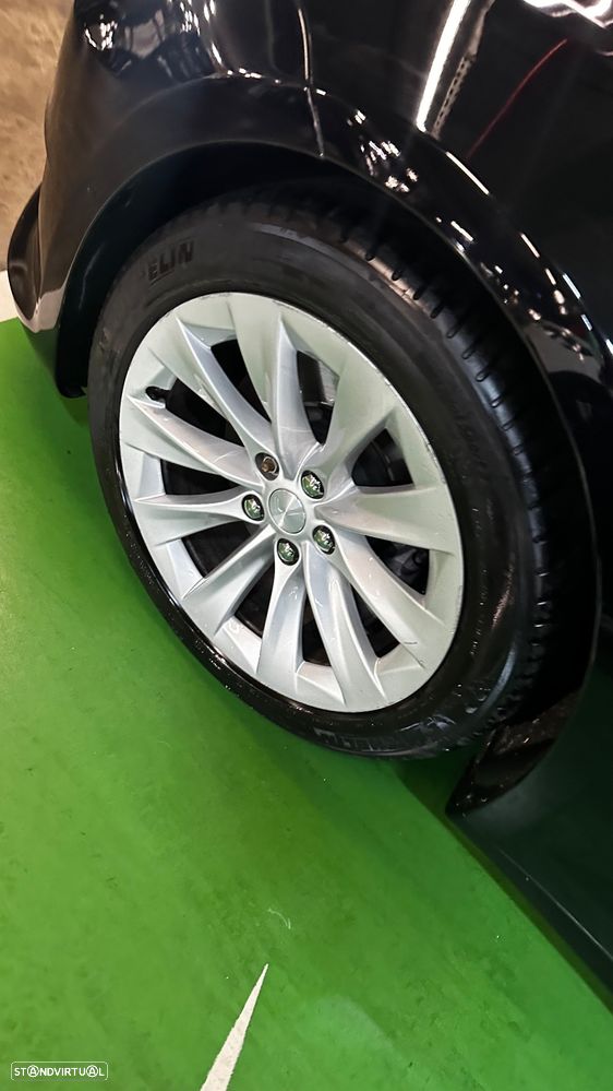 Tesla Model S Standard - 13