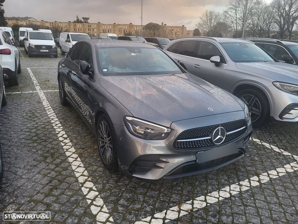 Mercedes-Benz E 220 d AMG Line - 1
