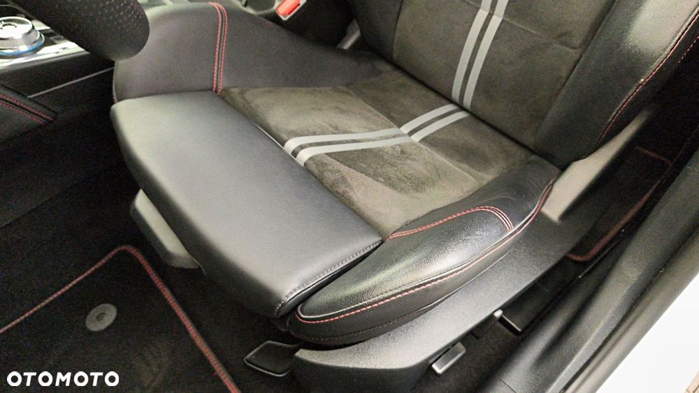 Ford Focus 2.3 EcoBoost ST X - 18