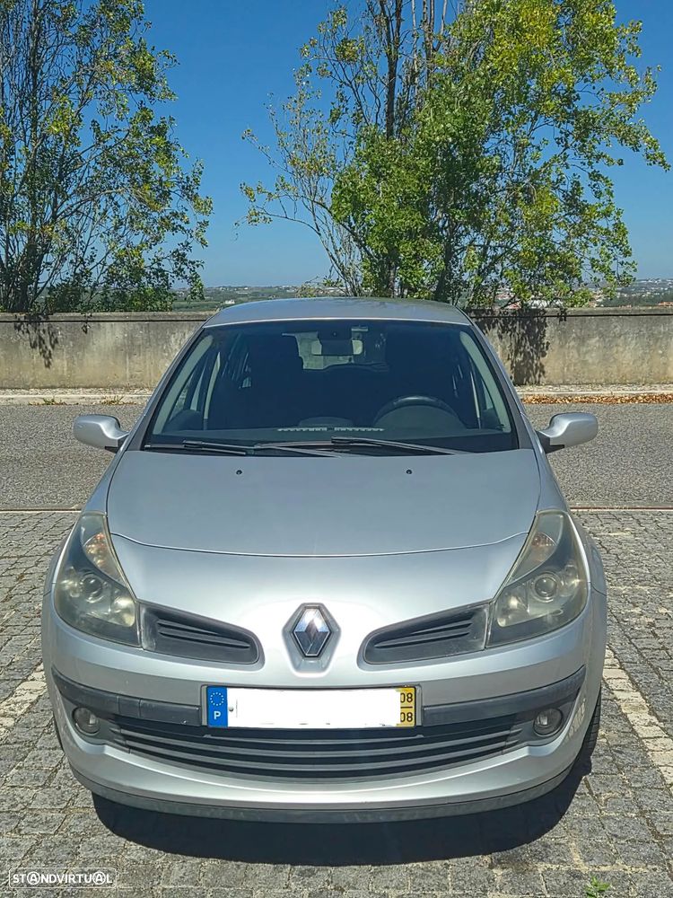 Renault Clio 1.5 dCi Dynamique S - 6