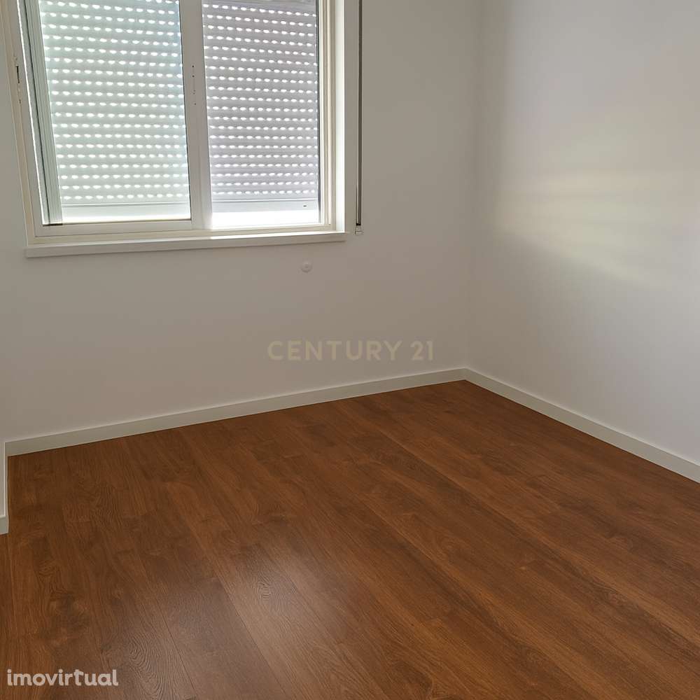 Apartamento T1 + 1 remodelado (Santa Marta) - Grande imagem: 5/14