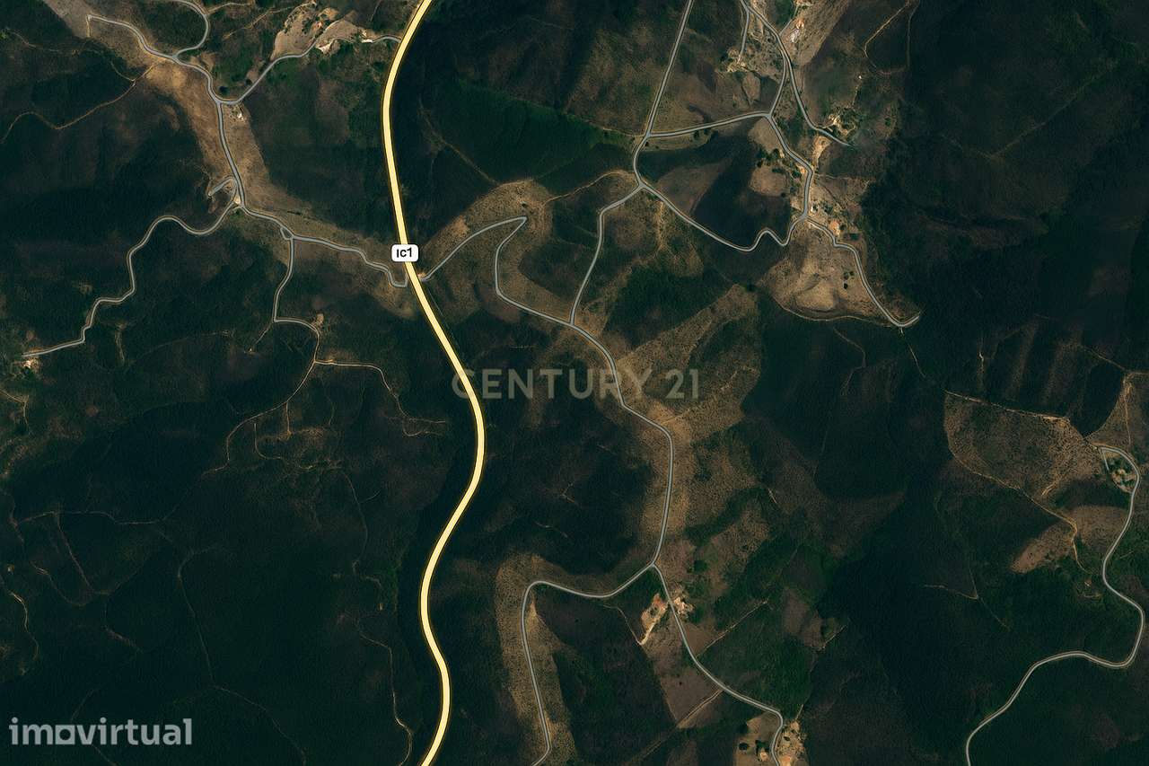 Onde o Alentejo abraça o Algarve, existe um lugar onde o futuro pode g - Grande imagem: 4/12
