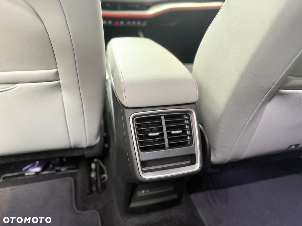 Skoda Elroq 60 63kWh - 10