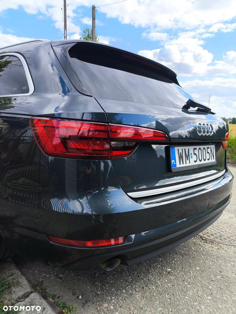 Audi A4 Avant 2.0 TDI S tronic - 24