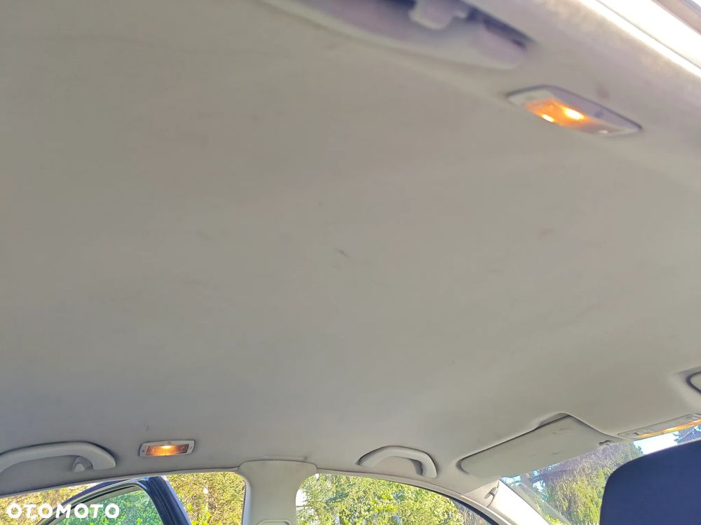 Volkswagen Passat 1.8T Trendline - 15