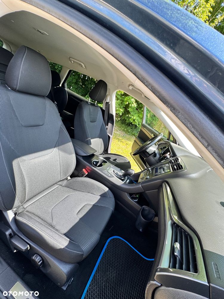 Ford Mondeo 2.0 Hybrid Titanium - 17