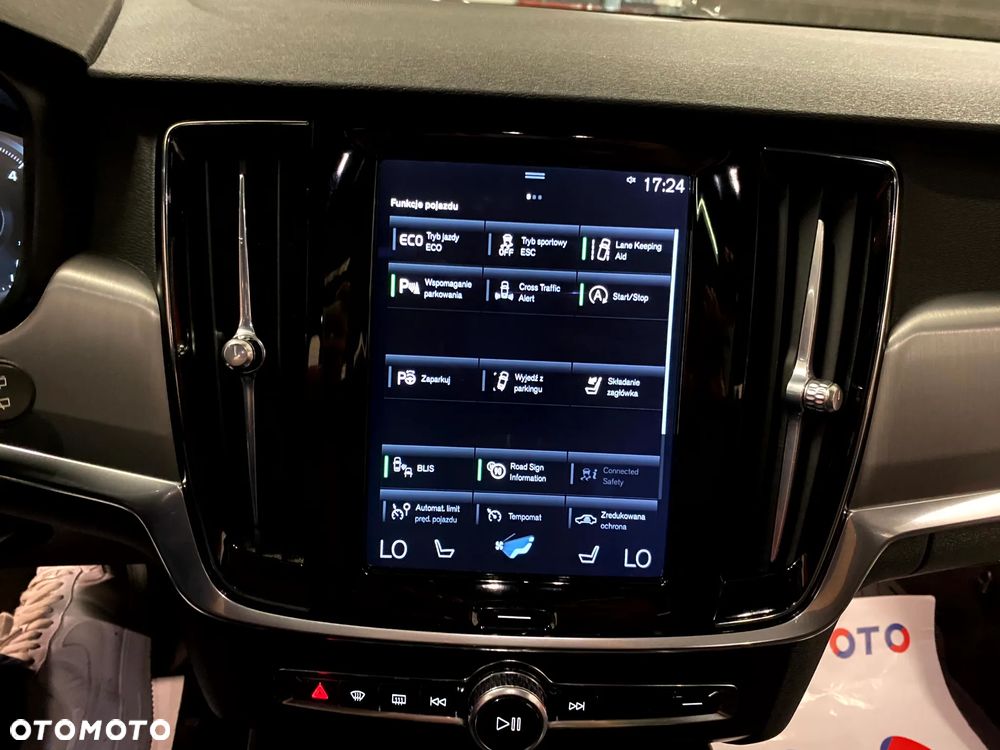 Volvo V90 D4 Inscription - 19