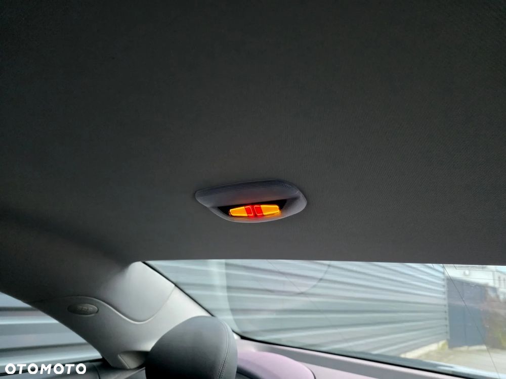 Mercedes-Benz CLK - 18