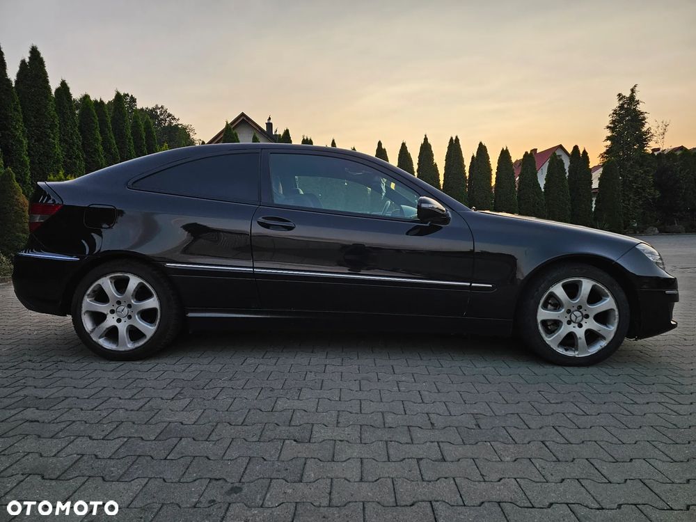 Mercedes-Benz CLC 200 CDI - 4