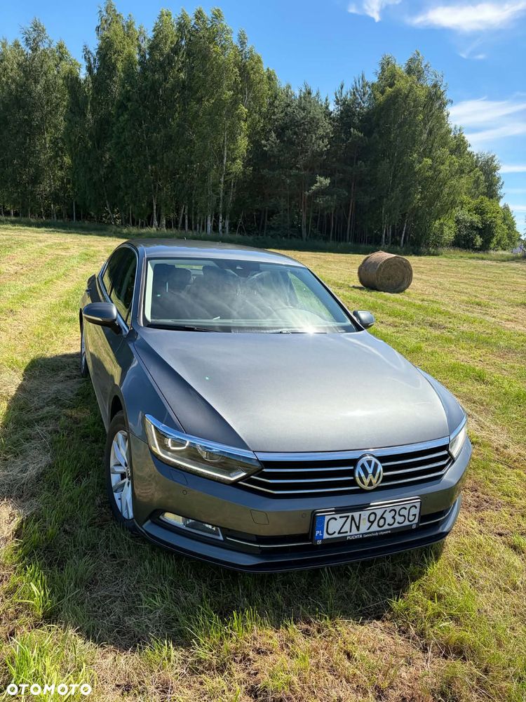 Volkswagen Passat 1.8 TSI BMT Comfortline - 2