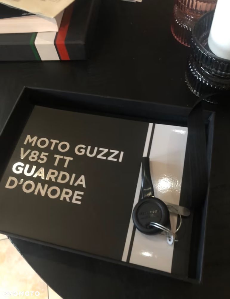 Moto Guzzi V85 - 5