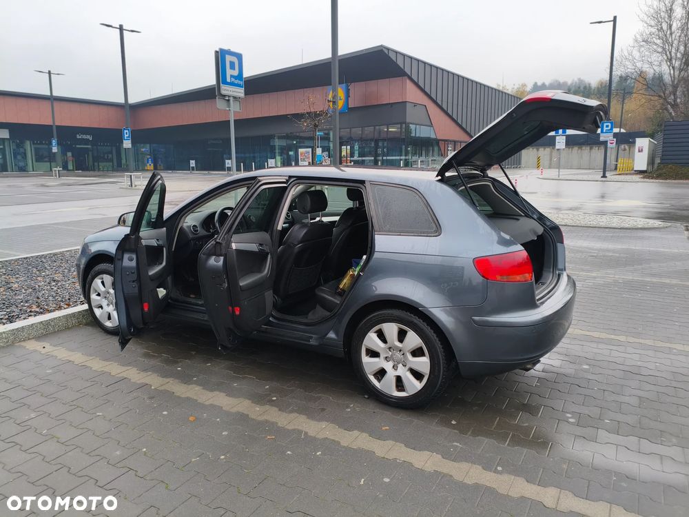 Audi A3 Sportback 1.9 TDI Attraction - 5