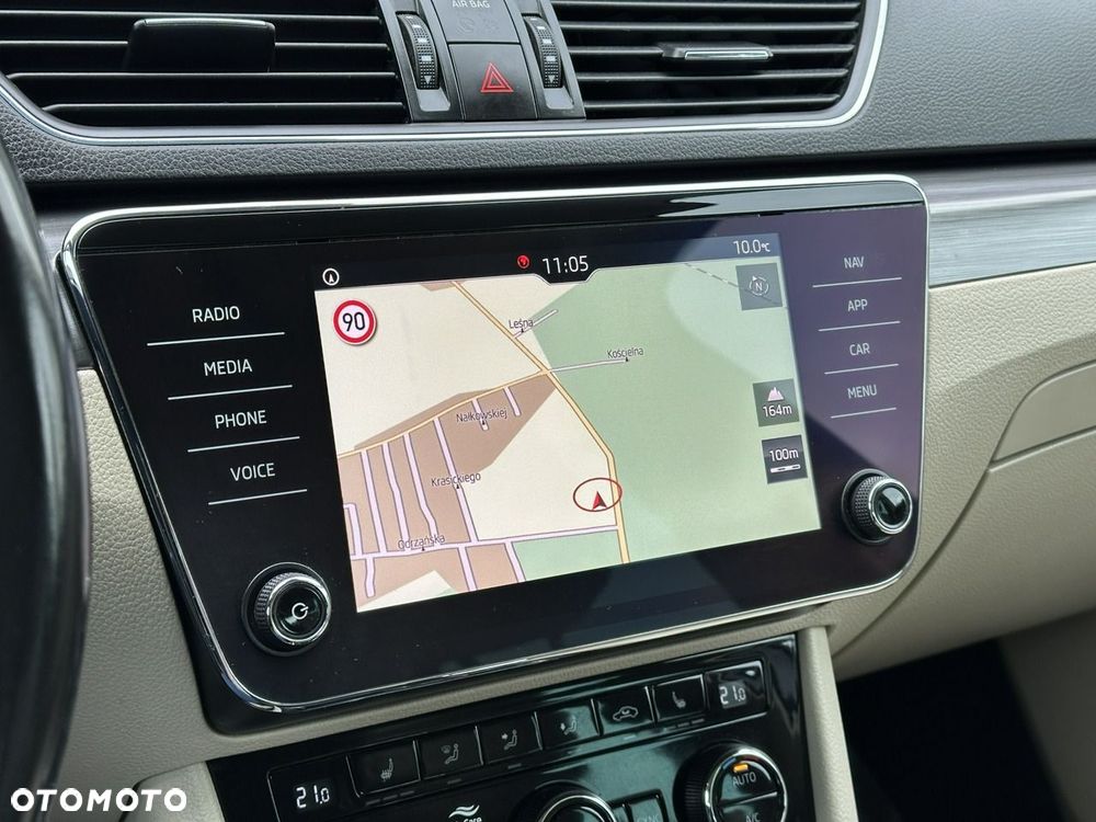 Skoda Superb 2.0 TDI 4x4 DSG Style - 28