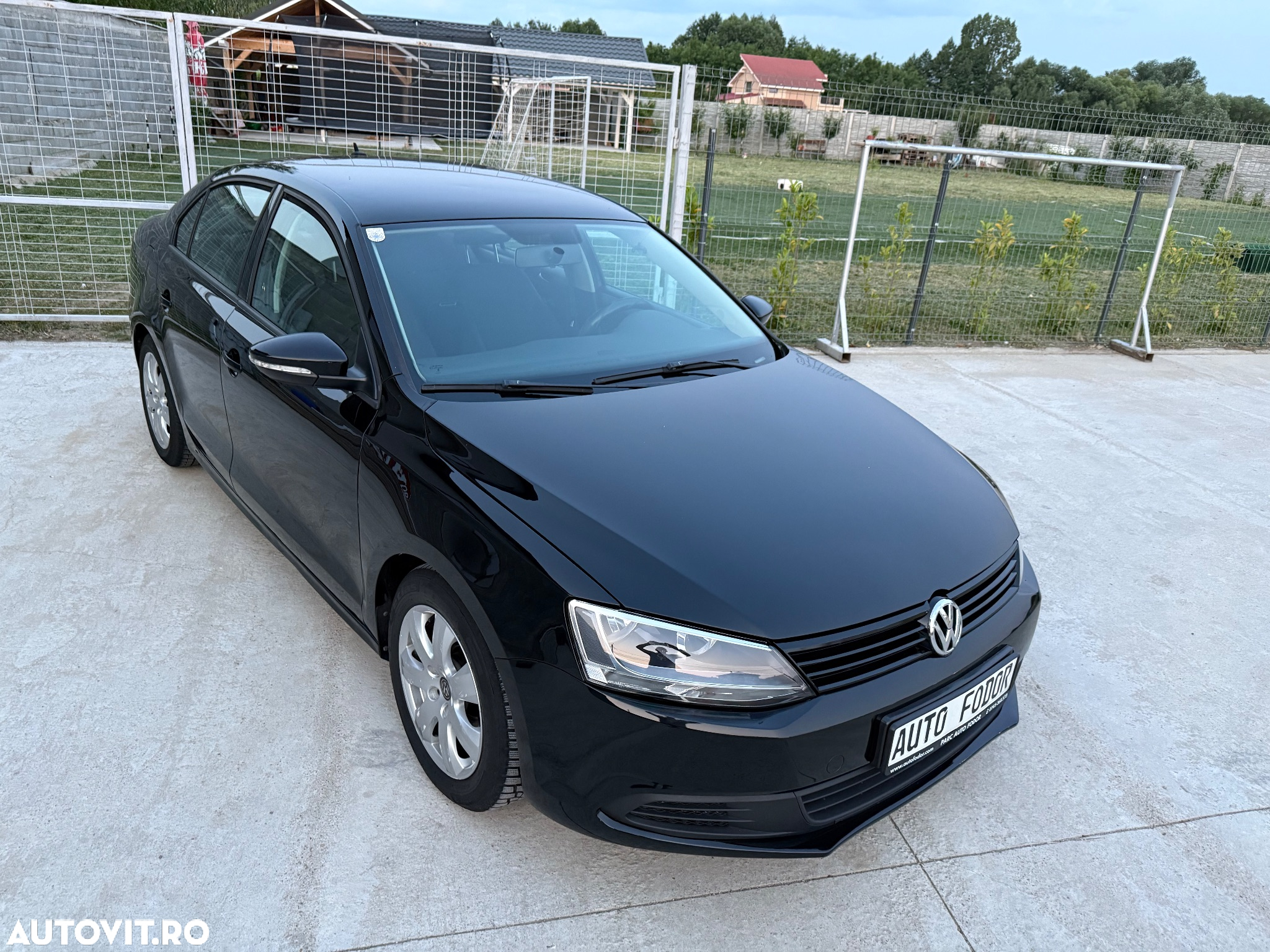 Volkswagen Jetta 1.6 TDI Blue Motion Technology Comfortline - 20