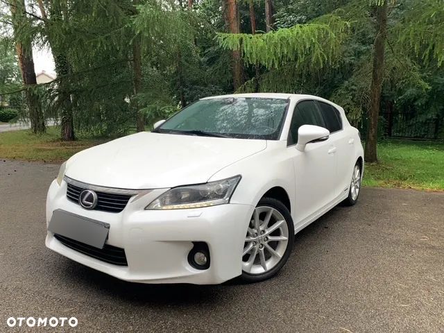 Lexus CT 200h Dynamic Line - 1