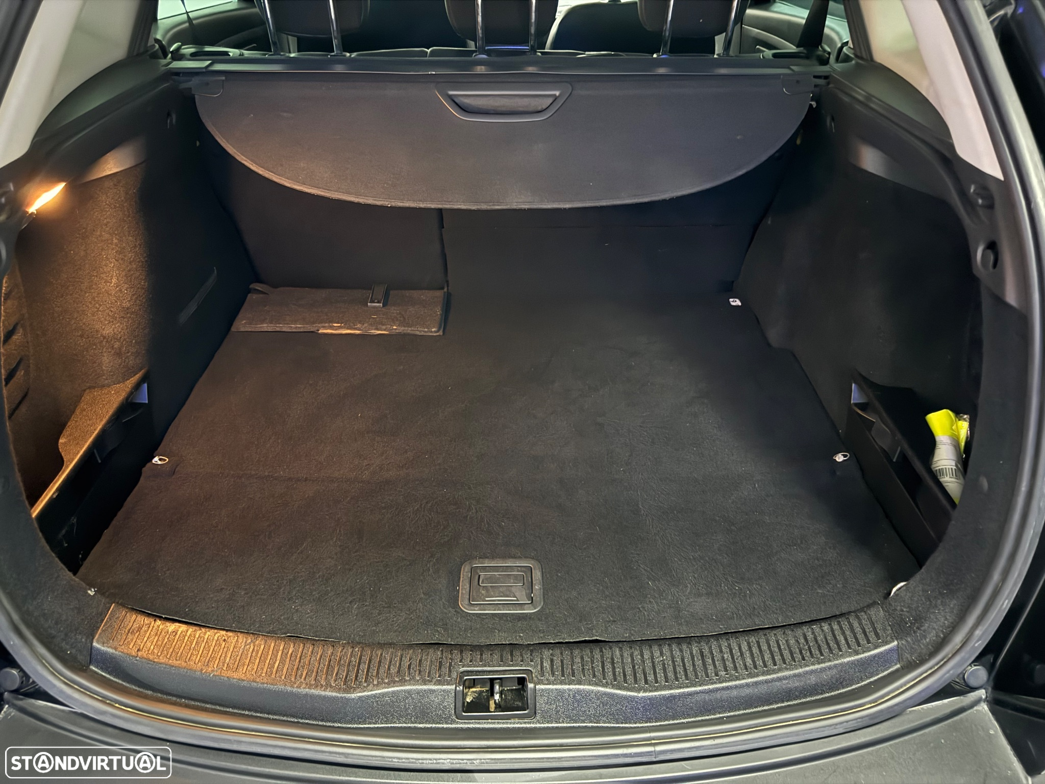 Renault Mégane Sport Tourer 1.5 dCi Dynamique S - 32