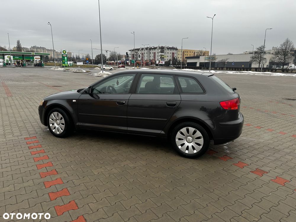 Audi A3 Sportback - 7