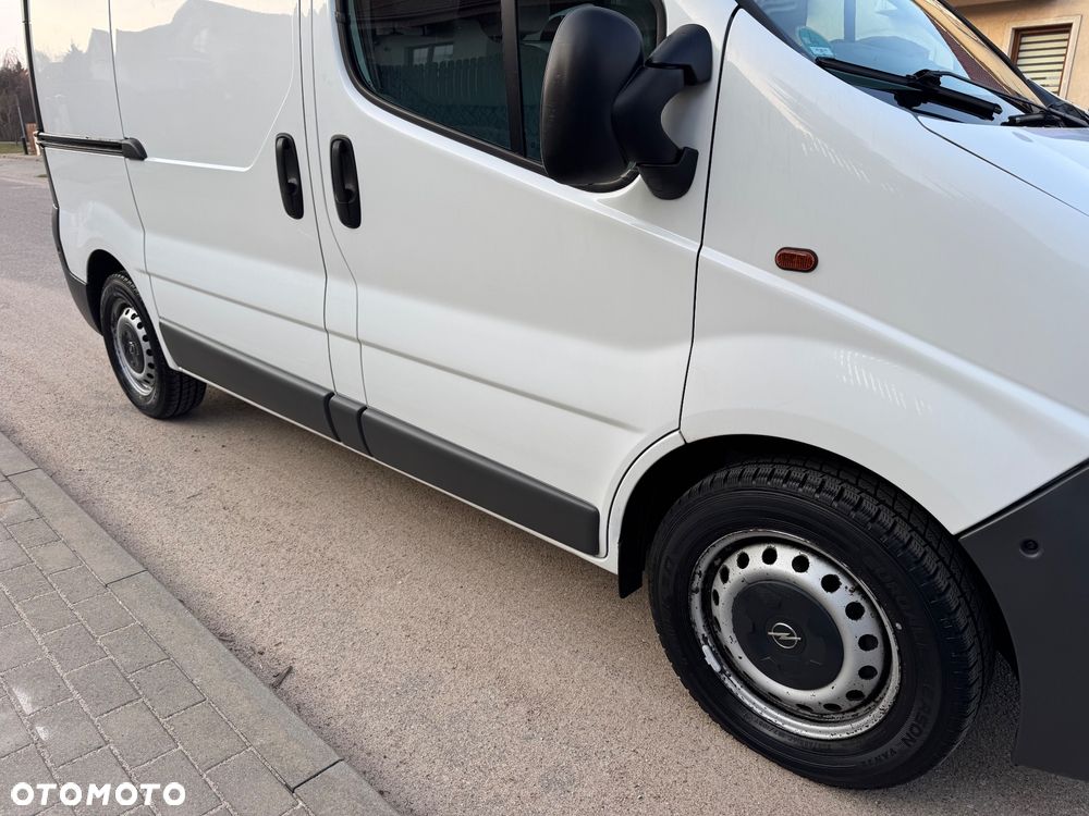 Opel Vivaro - 14