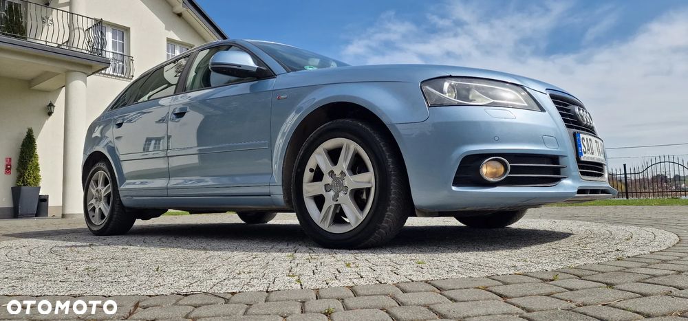 Audi A3 Sportback 2.0 TDI Ambiente - 25
