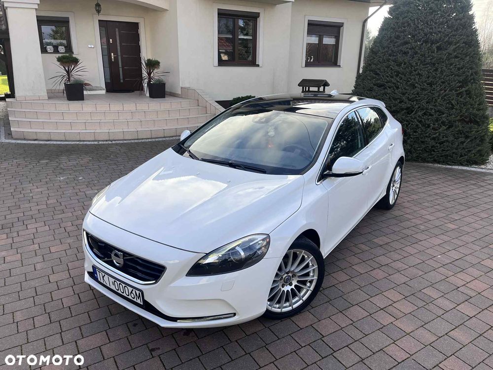 Volvo V40 D2 Momentum - 31