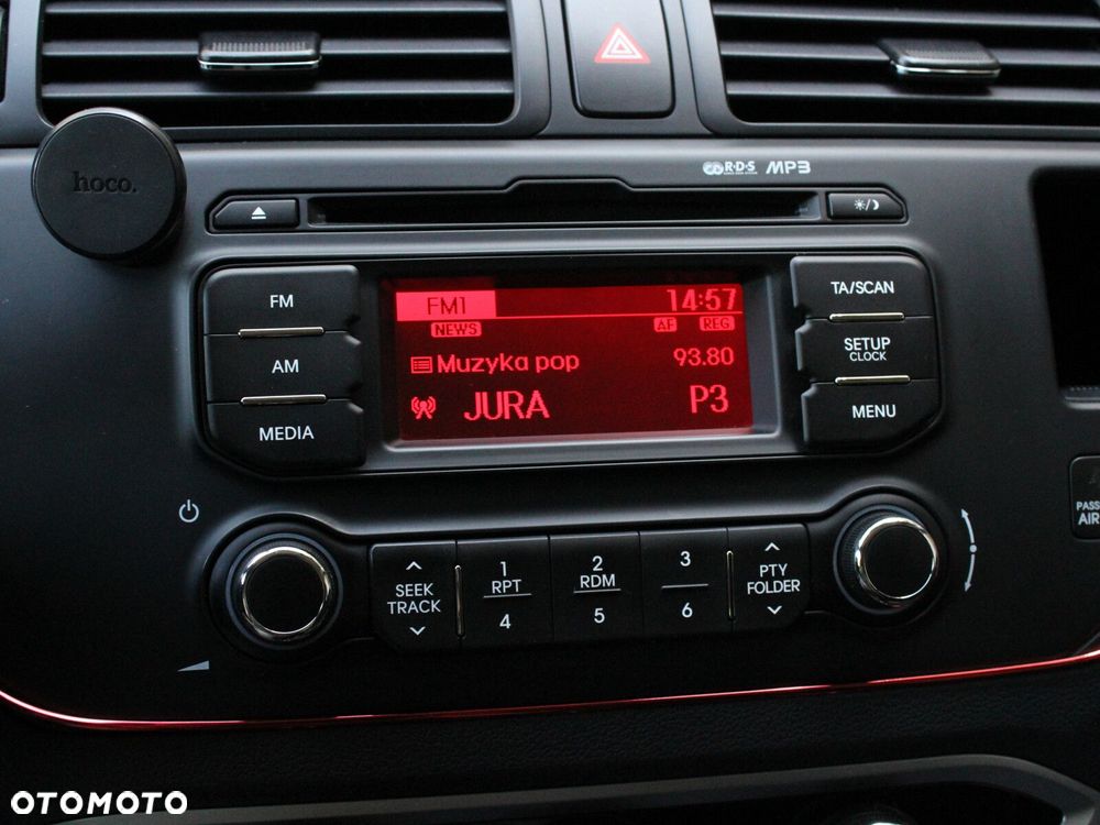 Kia Rio - 21