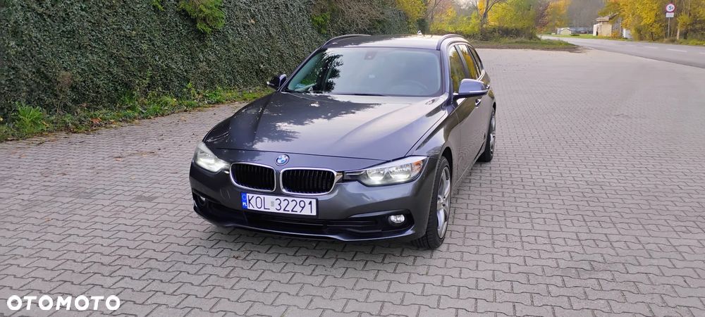 BMW Seria 3 318d Sport Line - 1