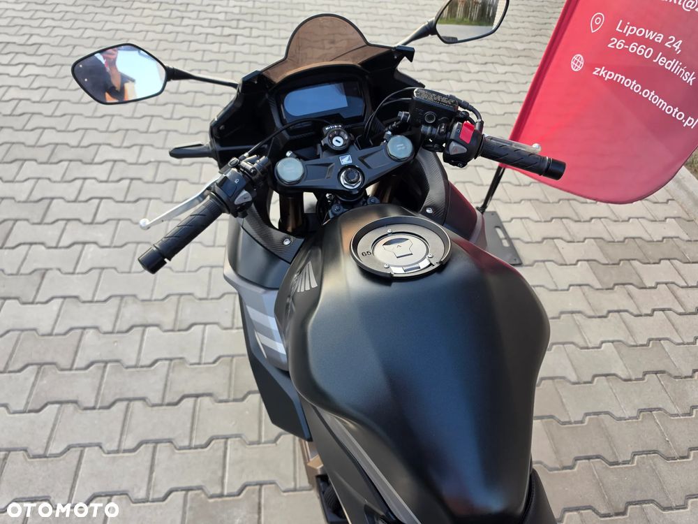 Honda CB - 7