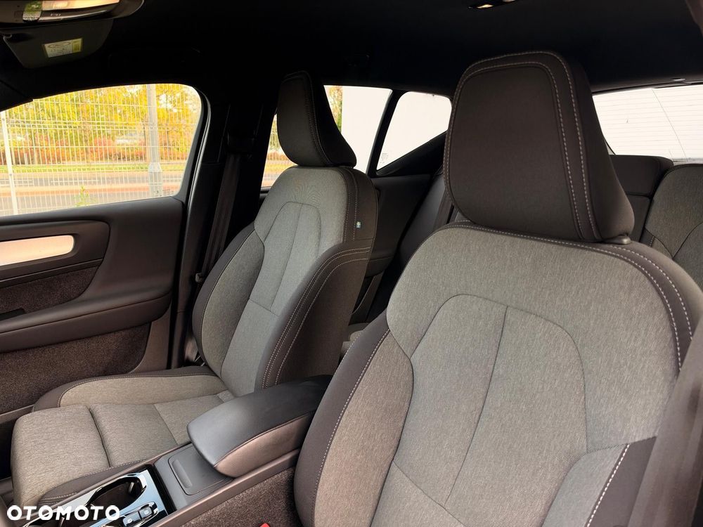 Volvo XC 40 - 22