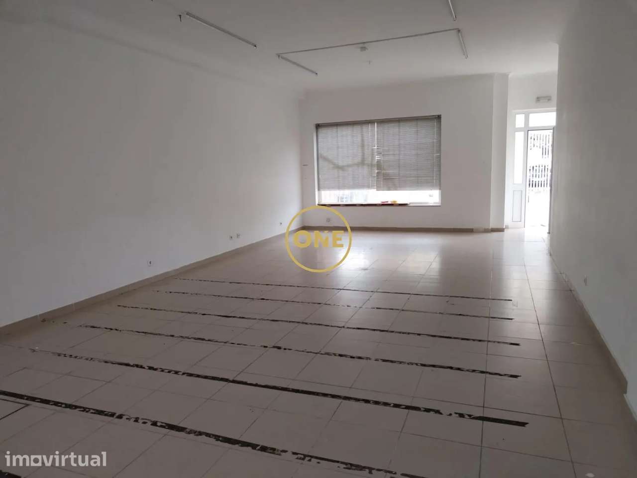 Loja com 62 m² São Domingos de Rana - Grande imagem: 2/7