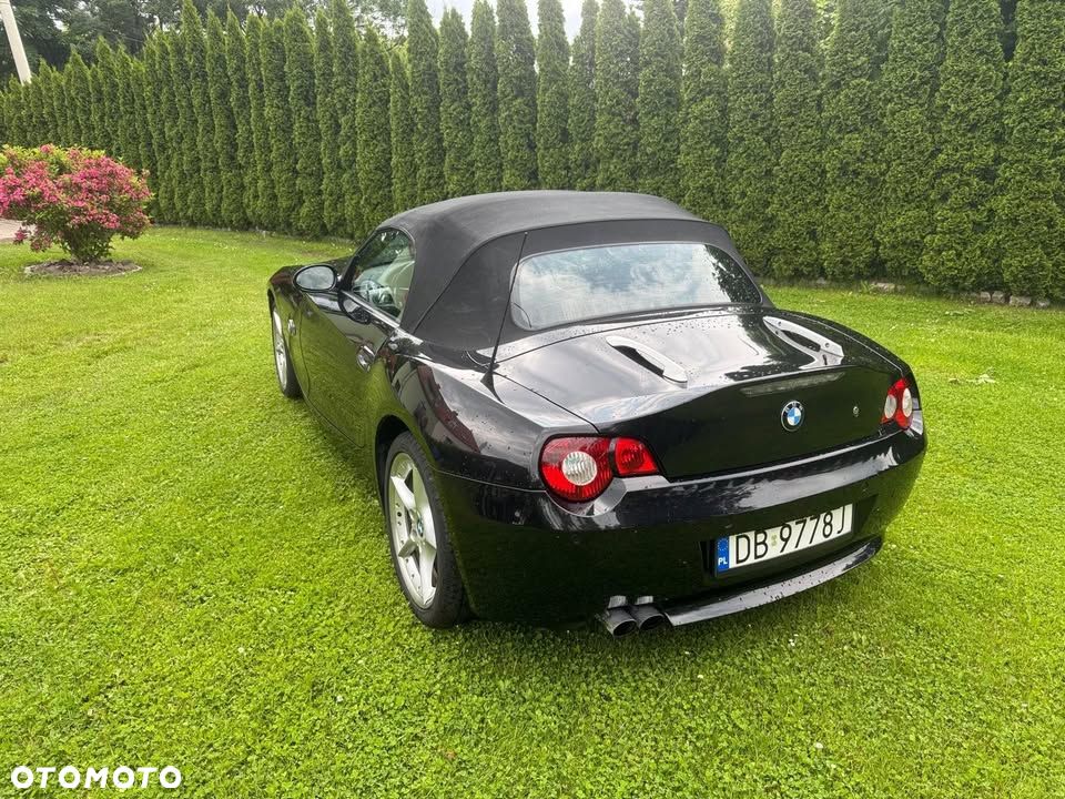 BMW Z4 2.2i - 4