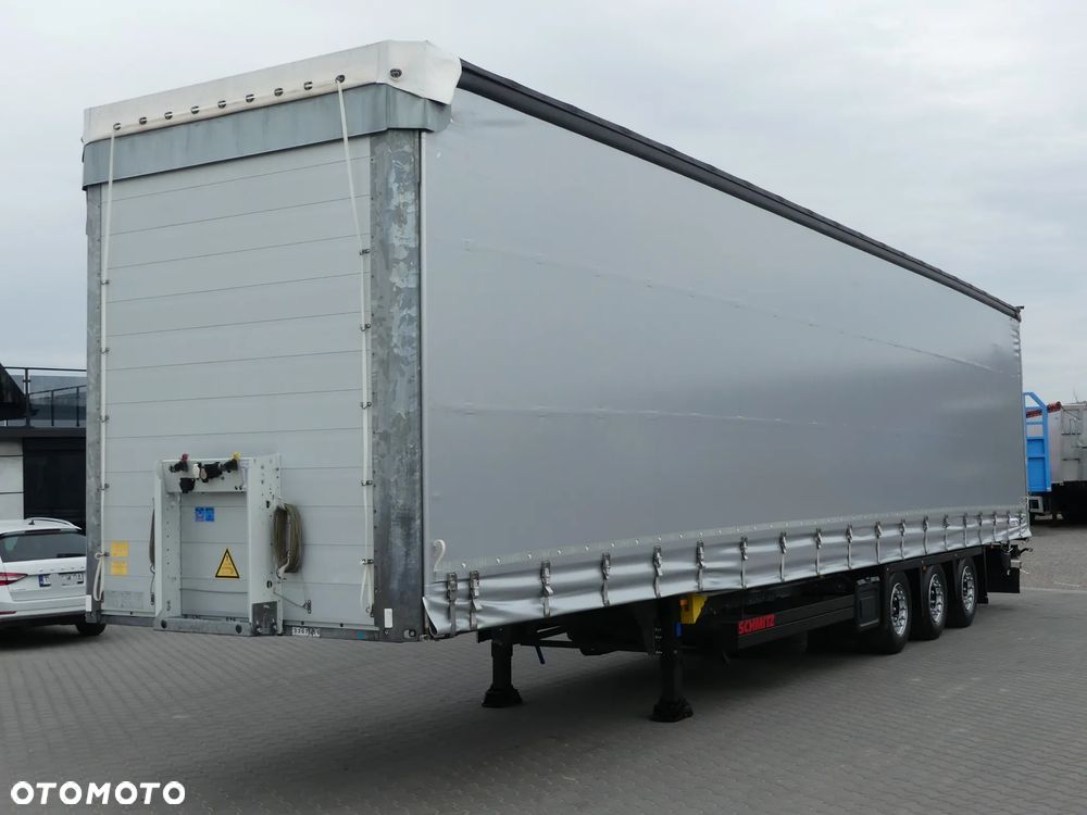 Schmitz Cargobull FIRANKA / MEGA / IDEALNY STAN / OŚ PODNOSZONA / - 1