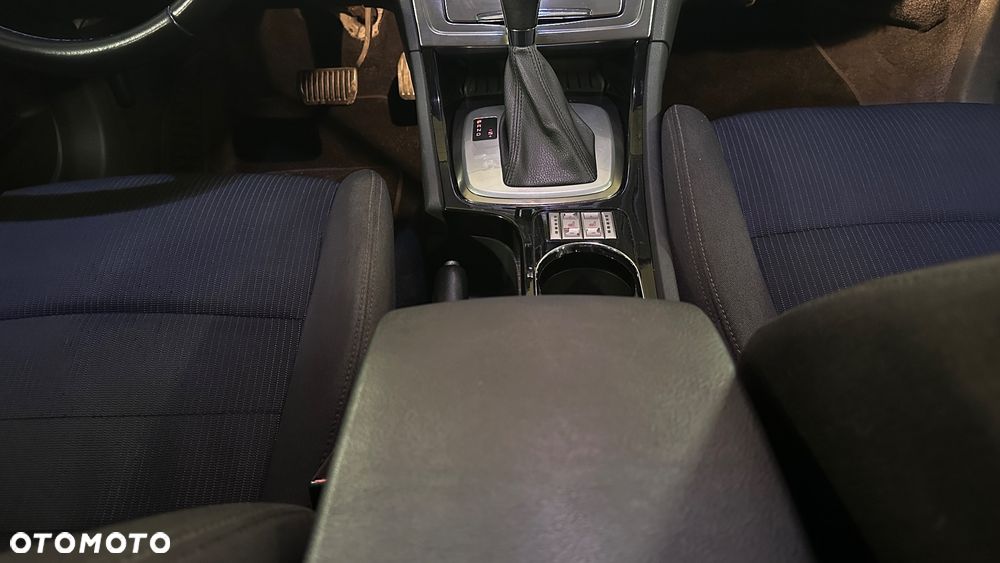 Ford Mondeo - 34