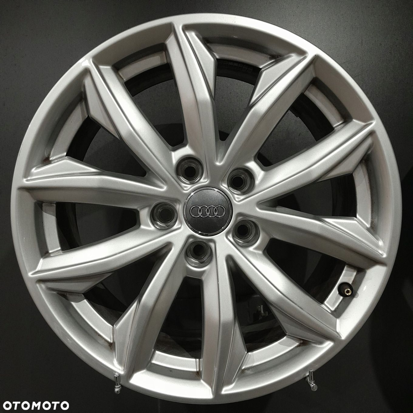 Felgi 17 5x112 Audi A6 C7 C8, Q5, A4 B8 B9 OE F503017-13 - 3