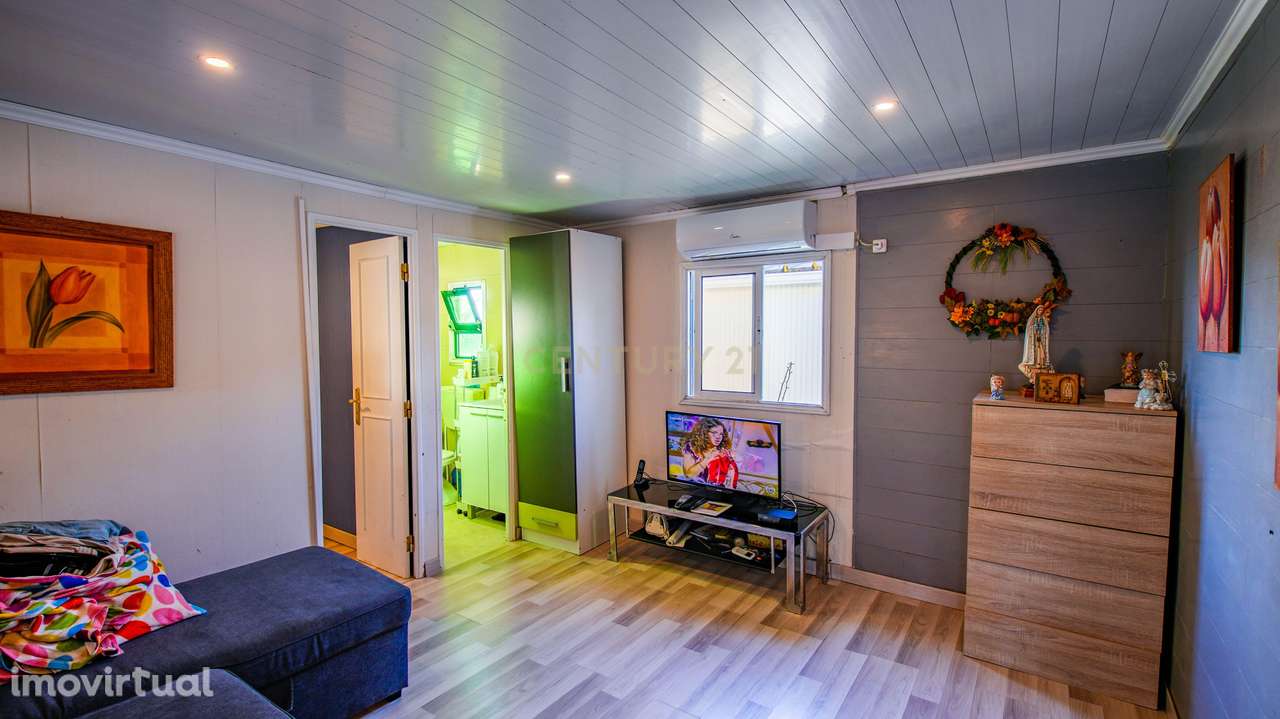 Moradia Pré-fabricada T2 - Fernão Ferro - Grande imagem: 2/23