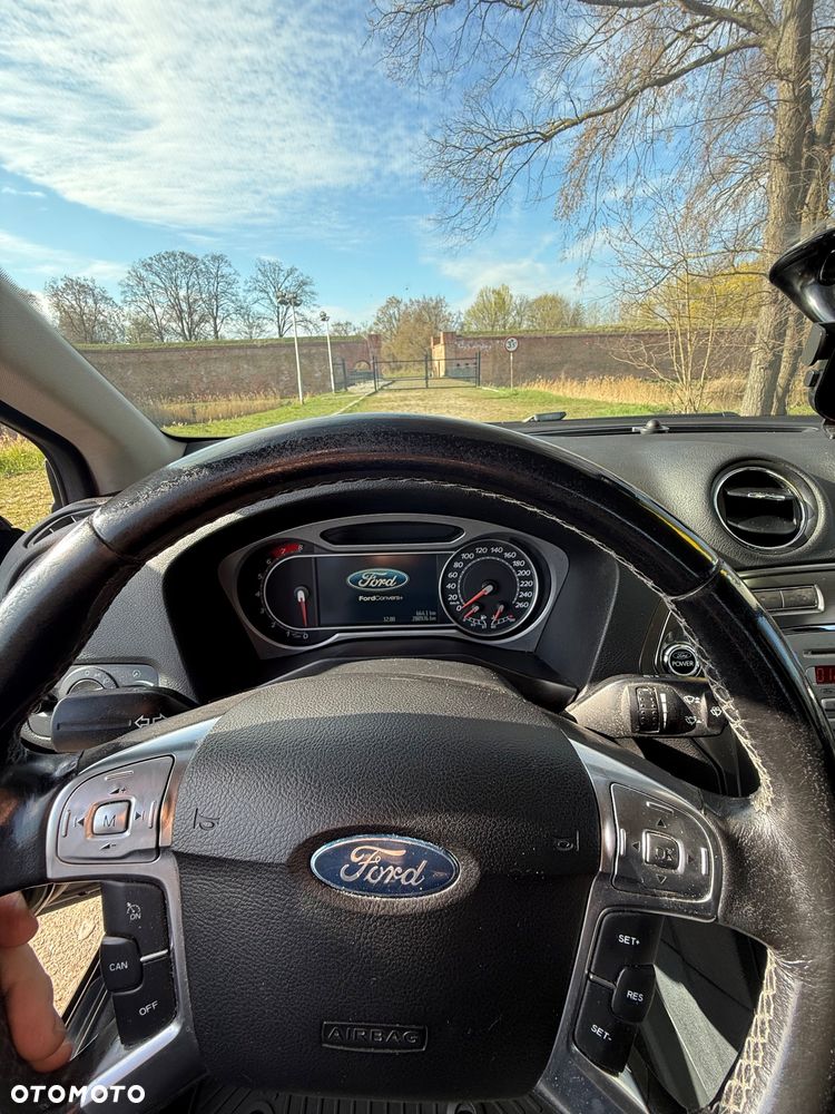 Ford Mondeo 2.5 Black Magic - 12