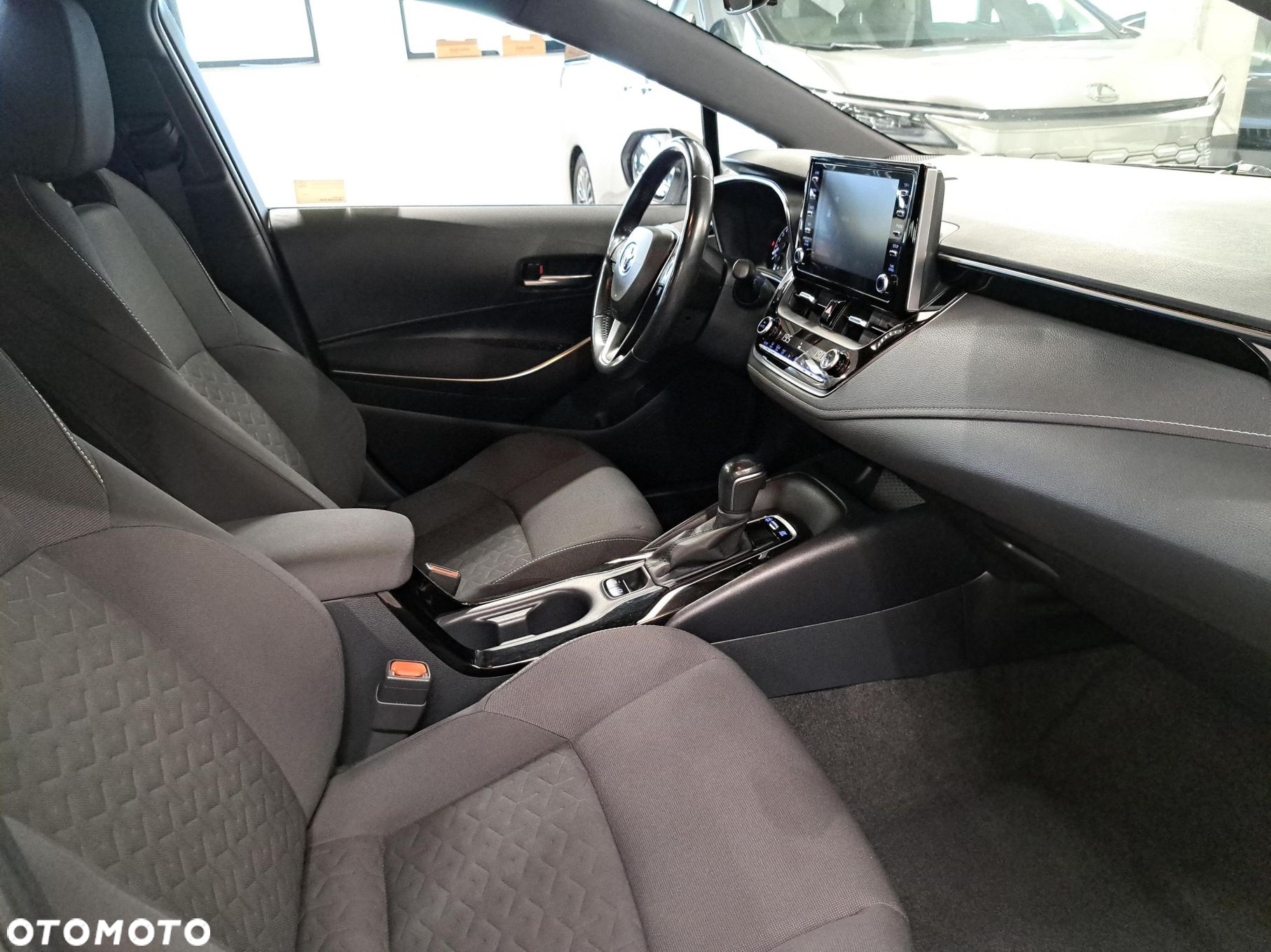 Toyota Corolla - 9