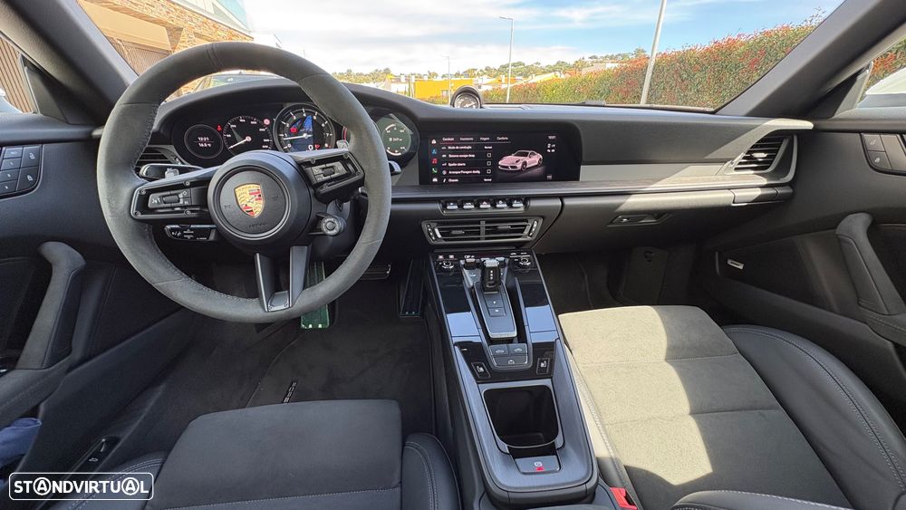 Porsche 911 (992) Carrera PDK - 3