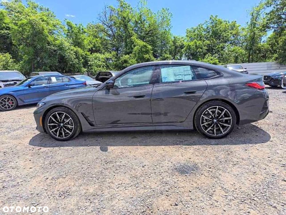 BMW i4 - 2