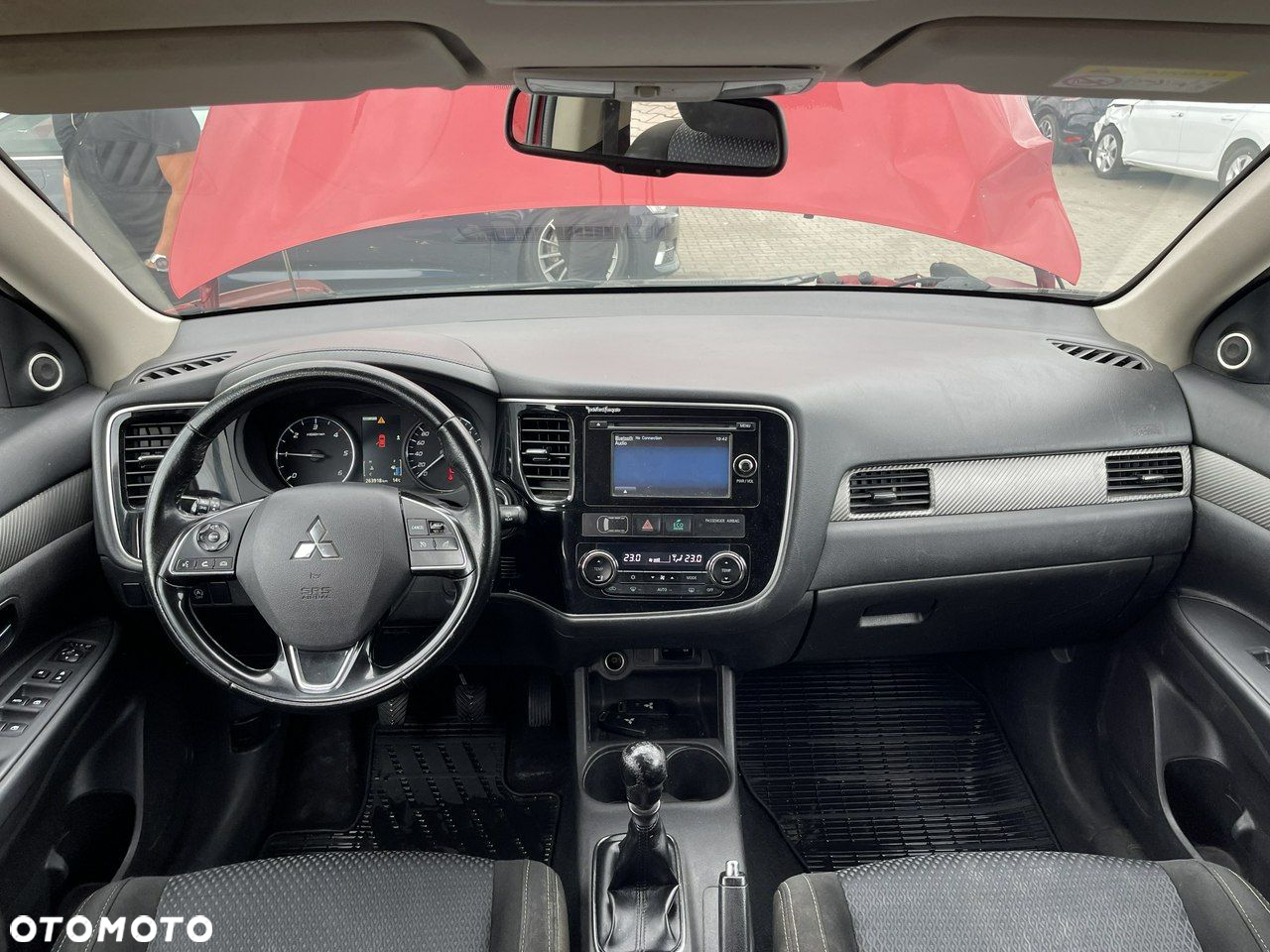 Mitsubishi Outlander 2.2 DI-D 4WD Plus - 8