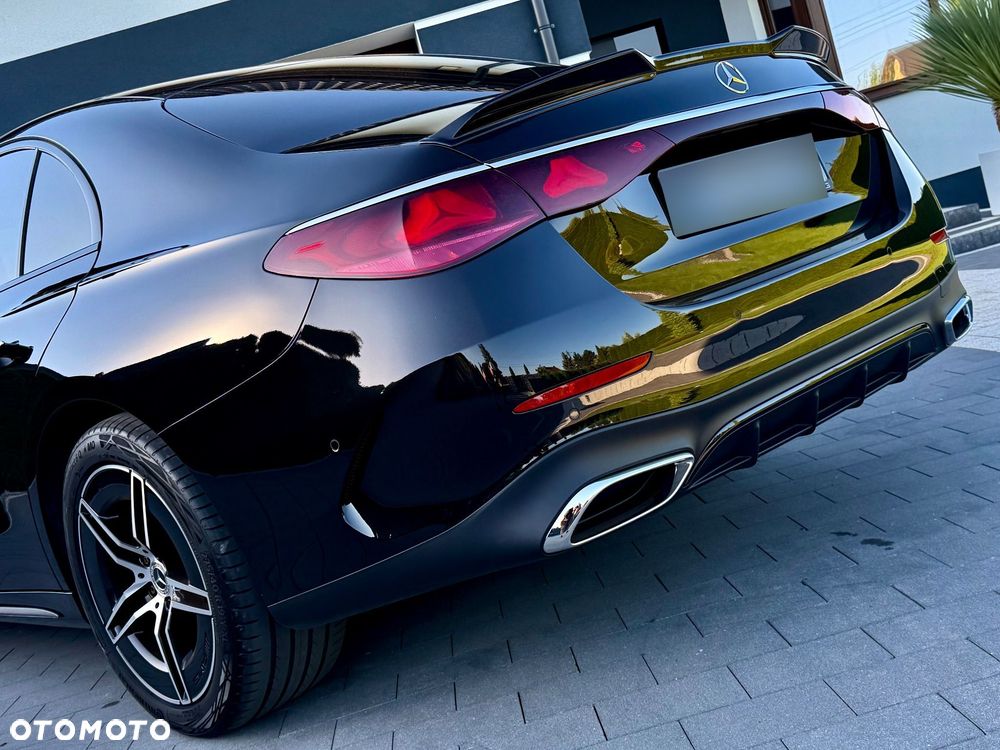 Mercedes-Benz Klasa E 220 d mHEV 4-Matic AMG 9G-Tronic - 37