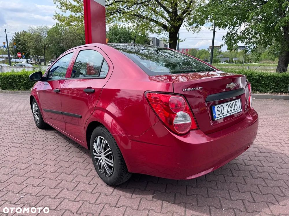 Chevrolet Aveo 1.2 LS+ - 4