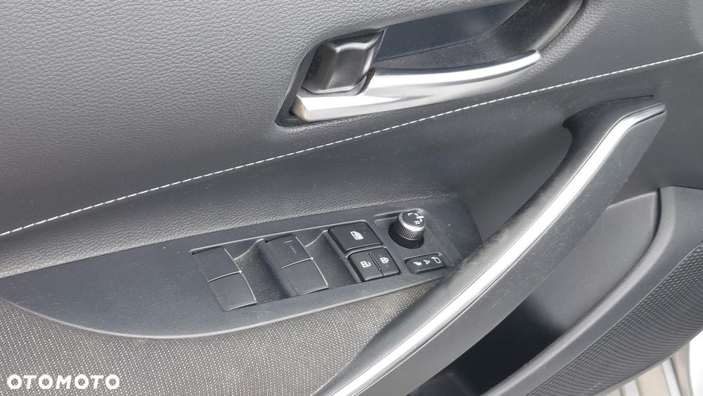 Toyota Corolla 1.8 Hybrid Comfort - 14
