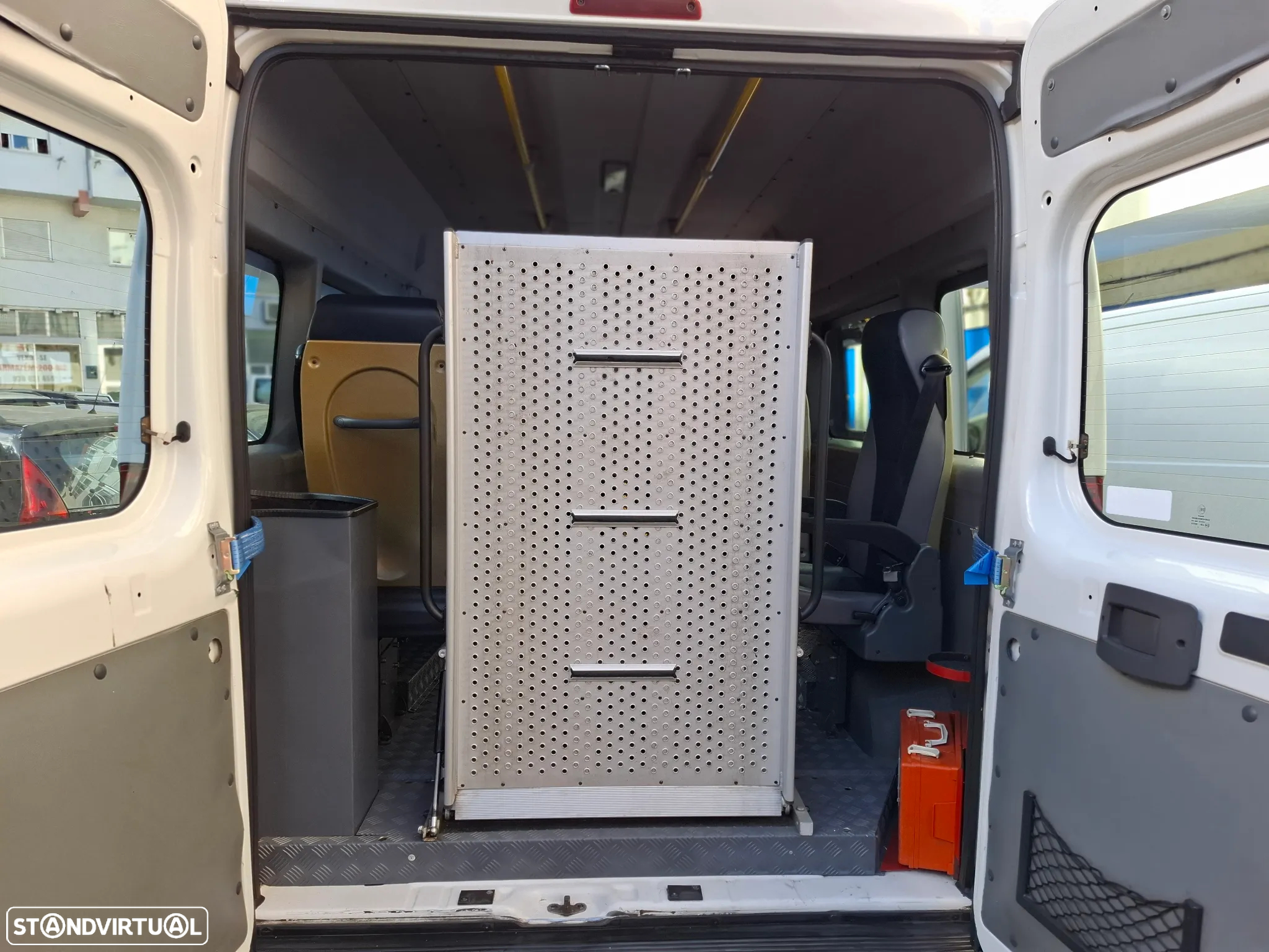Citroën Jumper 2.2 HDi 30 L1H1 - 12
