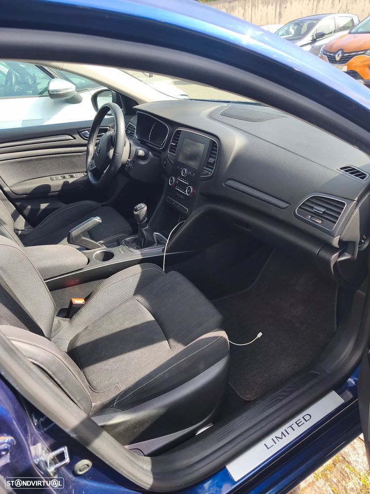 Renault Mégane Sport Tourer 1.3 TCe Limited - 6