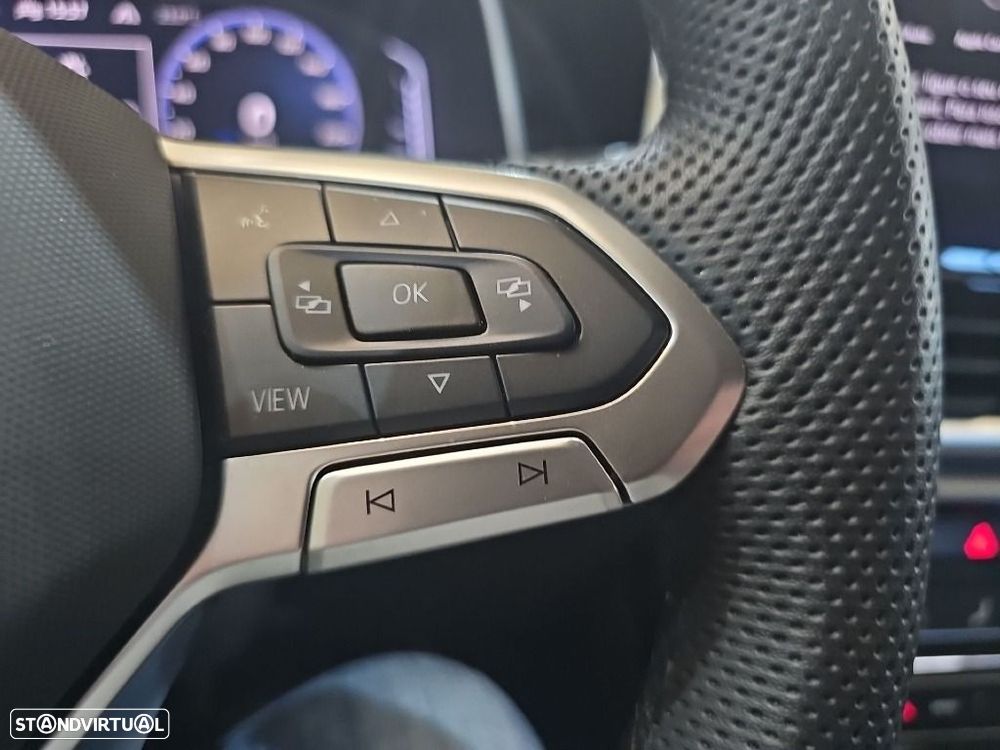 Volkswagen T-Roc 1.5 TSI R-Line DSG — fotografia 15