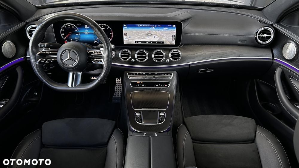 Mercedes-Benz Klasa E - 21