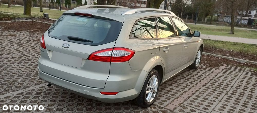 Ford Mondeo - 21
